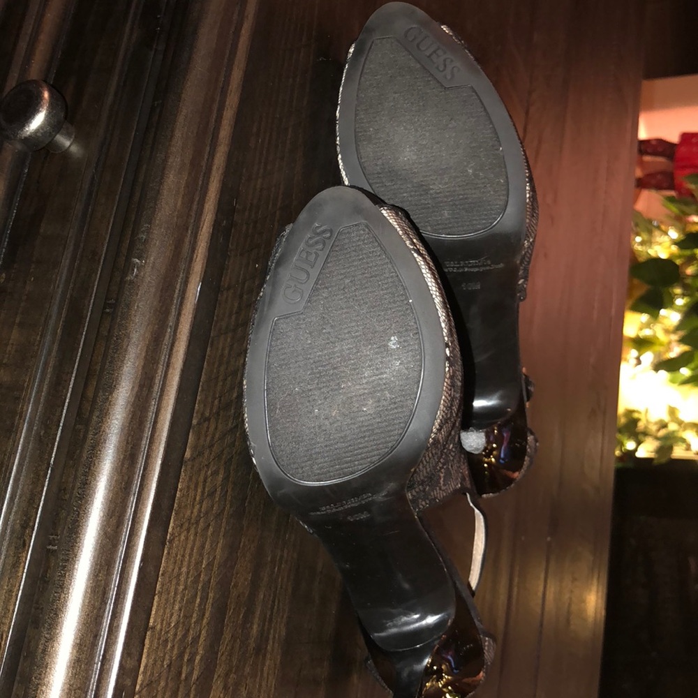 Guess Peep toe Pumps - Picture 6 of 6